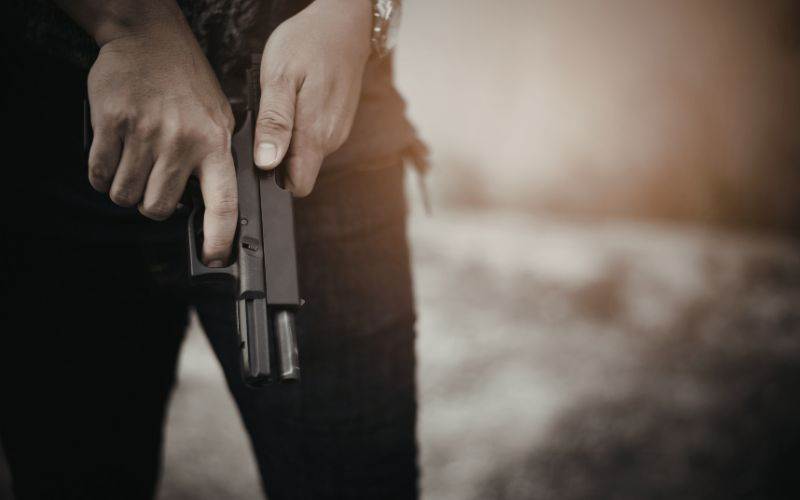 اتر پردیش: اورائی تھانہ علاقے میں زمین کے تنازع پر فائرنگ، نوجوان کی موت